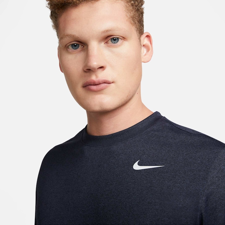 Camiseta Nike Dri-FIT Seasonal Masculina - Foto 3