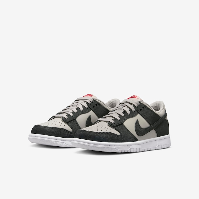 Tênis Nike Dunk Low HF Infantil - Foto 5