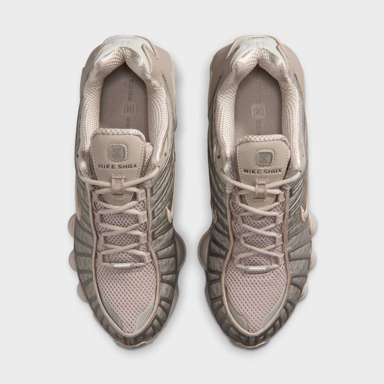 Tênis Nike Shox TL Feminino - Foto 4