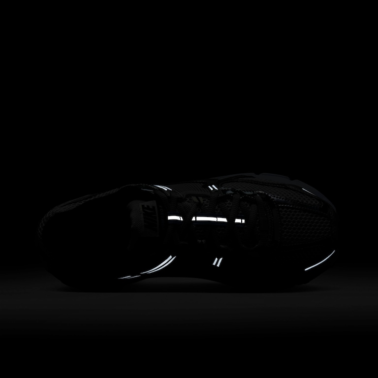 Tênis Nike Zoom Vomero 5 Feminino - Foto 9