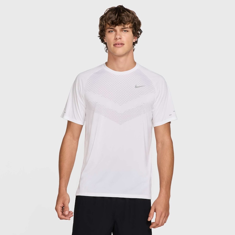 Camiseta Nike Dri-FIT Advance Masculina - Foto 1