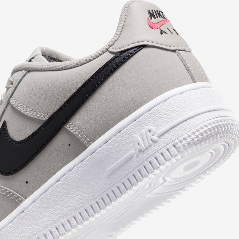 Tênis Nike Air Force 1 '07 LV8 Infantil - Foto 8