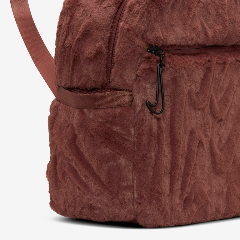 Mochila Nike Sportswear Mini Futura 365 Feminina - Foto 7