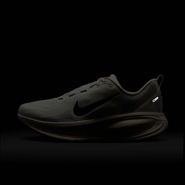 Tênis Nike Vomero 18 Masculino - Foto 10