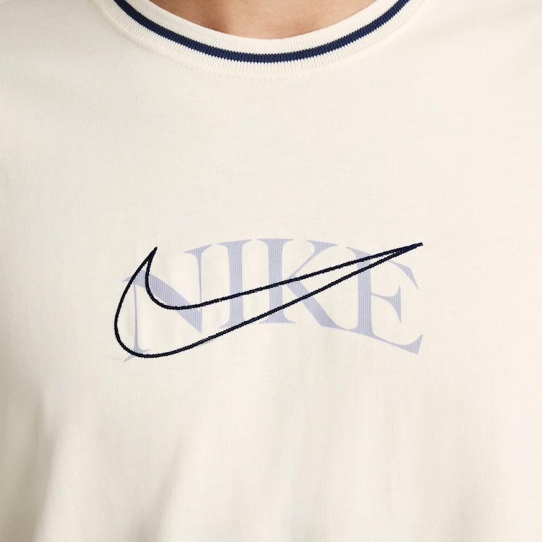 Camiseta Nike Sportswear Max90 Unissex - Foto 4