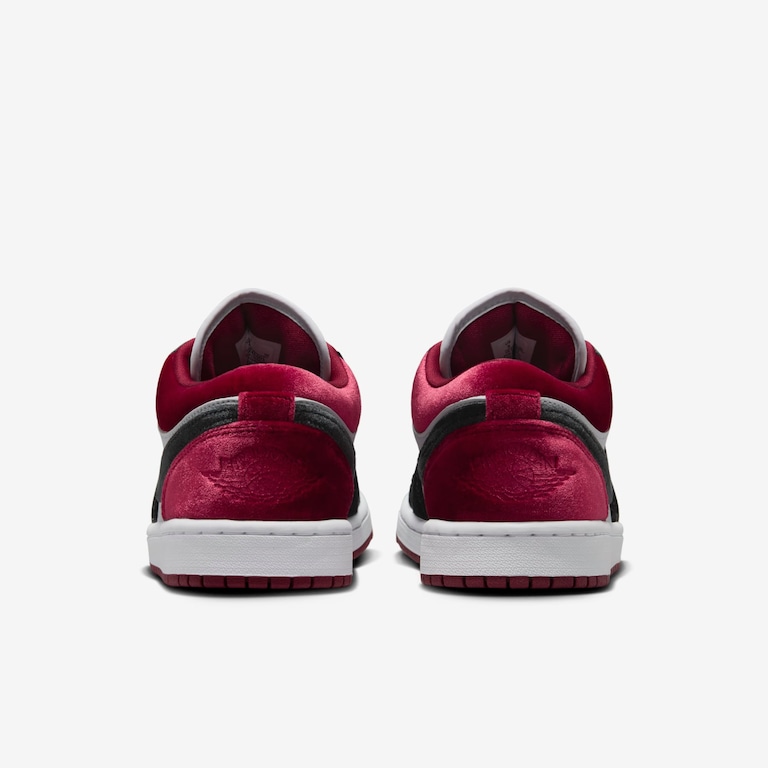 Tênis Air Jordan 1 Low SE Feminino - Foto 7