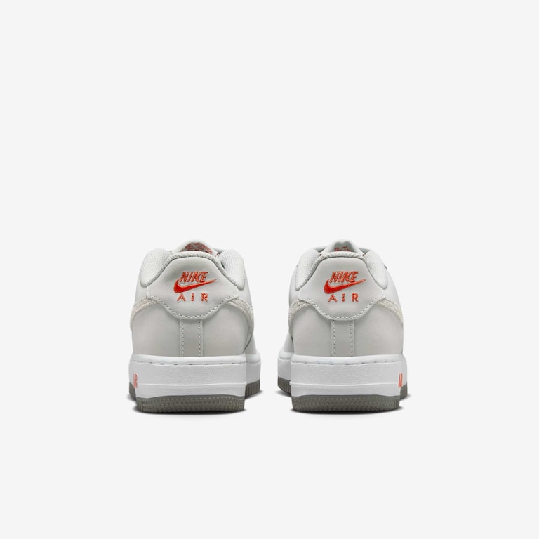 Tênis Nike Air Force 1 LV8 Infantil - Foto 6