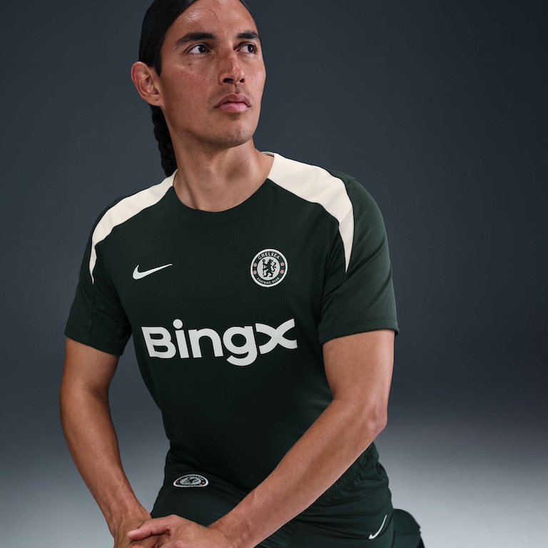 Camiseta Nike Chelsea Strike Masculina - Foto 3