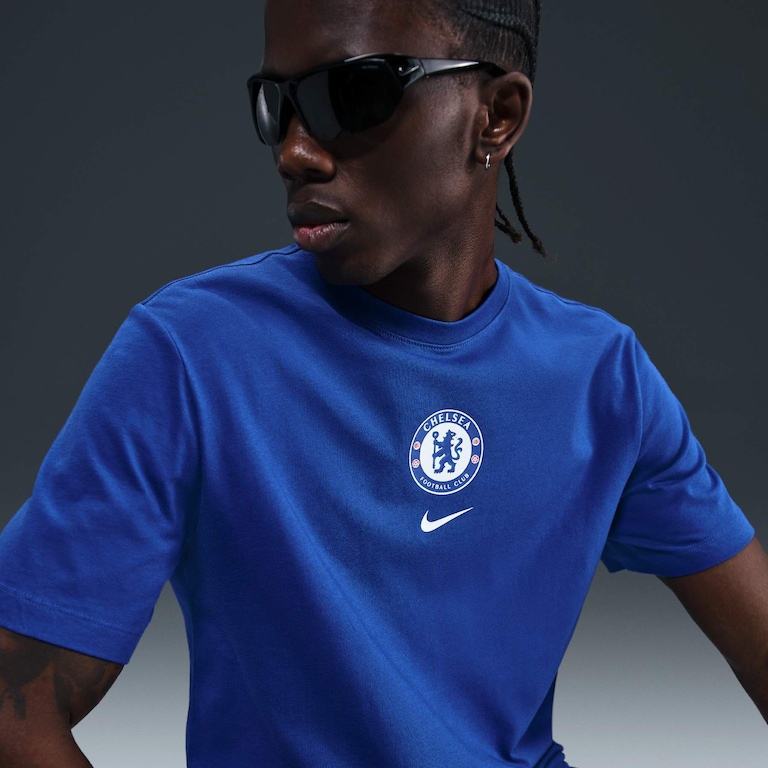 Camiseta Nike Chelsea Crest Masculina - Foto 5