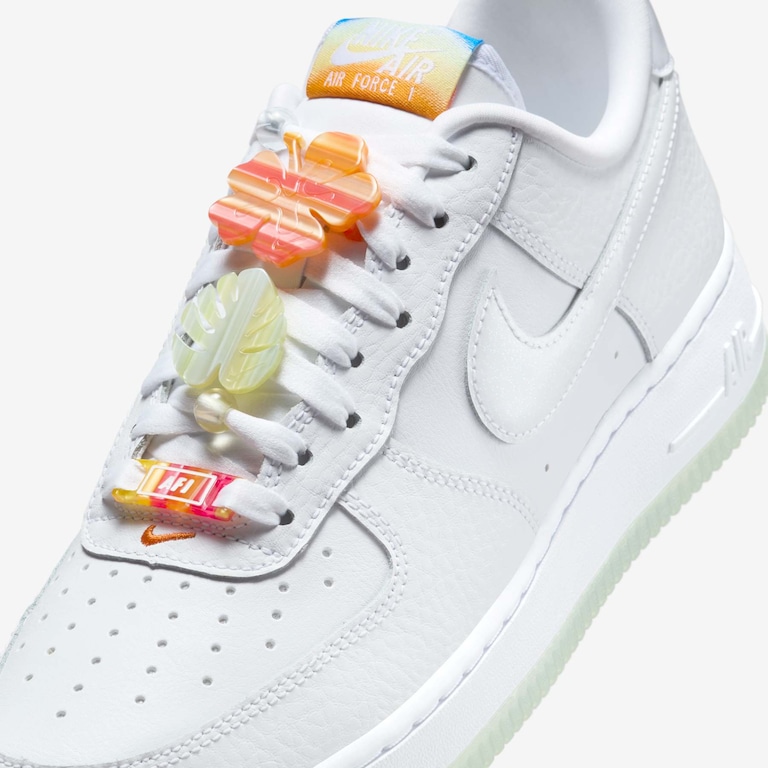 Tênis Nike Air Force 1 '07 LX Feminino - Foto 7