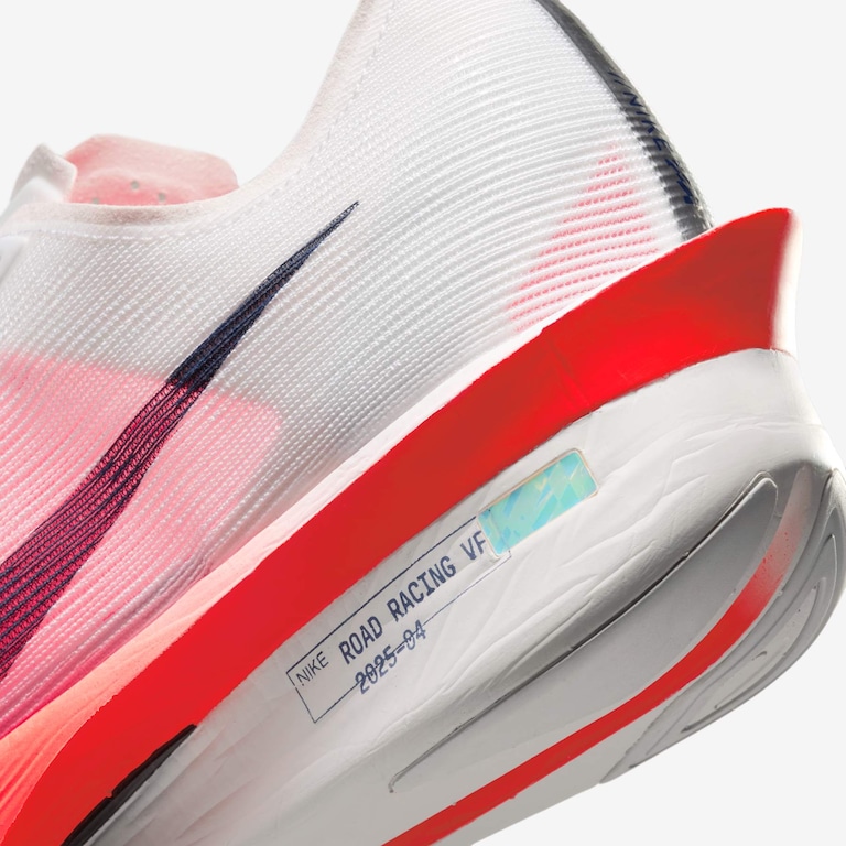 Tênis Nike ZoomX VaporFly 4 Masculino - Foto 8