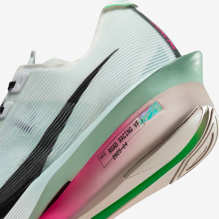 Tênis Nike ZoomX VaporFly 4 Feminino - Foto 8