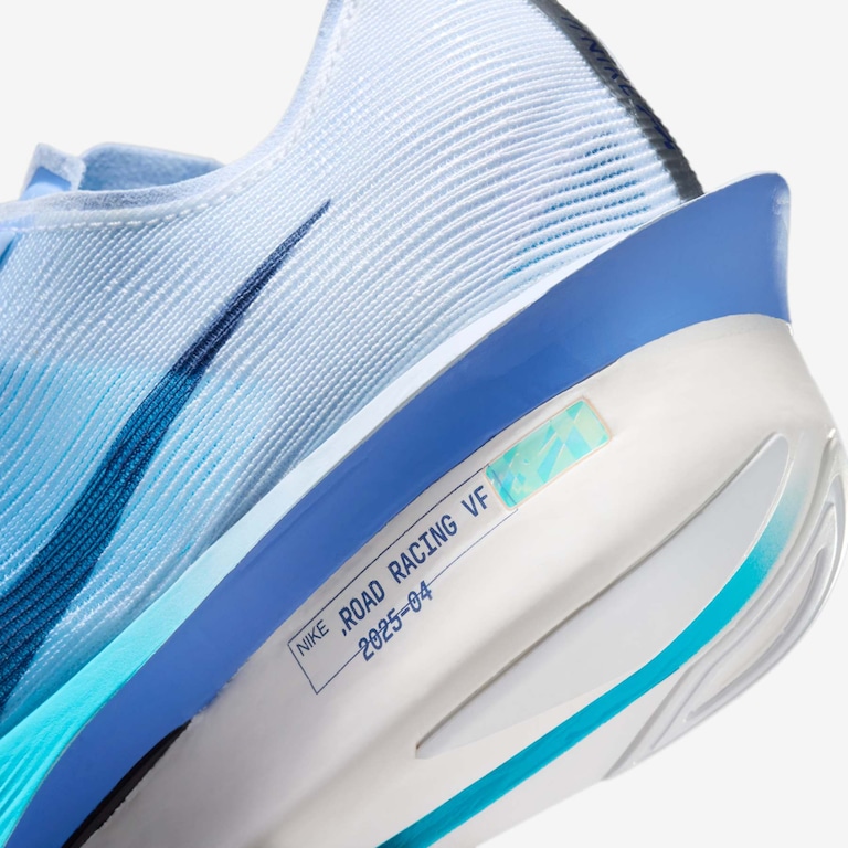 Tênis Nike ZoomX VaporFly 4 Feminino - Foto 8