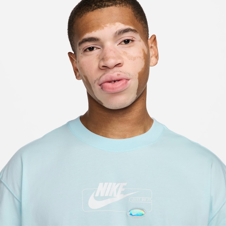 Camiseta Nike Sportwwear Max90 Masculina - Foto 3