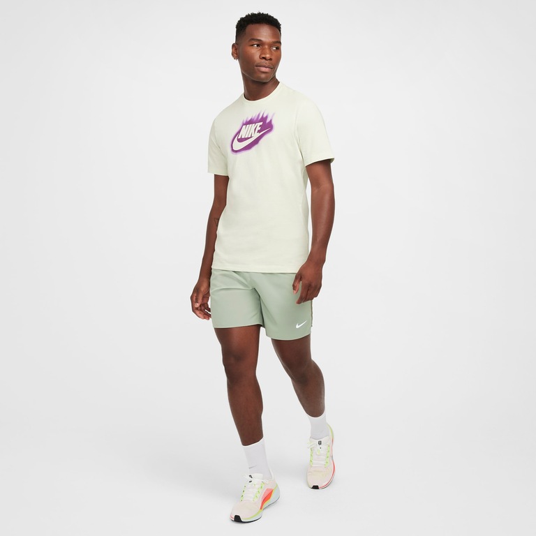 Camiseta Nike Sportswear DNA Masculina - Foto 5