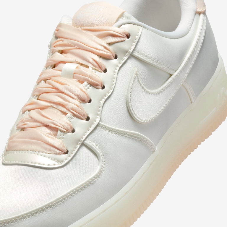 Tênis Nike Air Force 1 ´07 LV8 Feminino - Foto 7