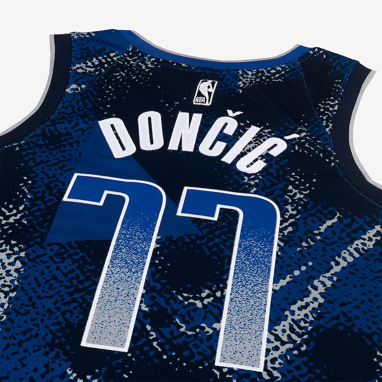 Regata Nike NBA Luka Dončić Dallas Mavericks 2025/26 Select Series Masculina - Foto 5