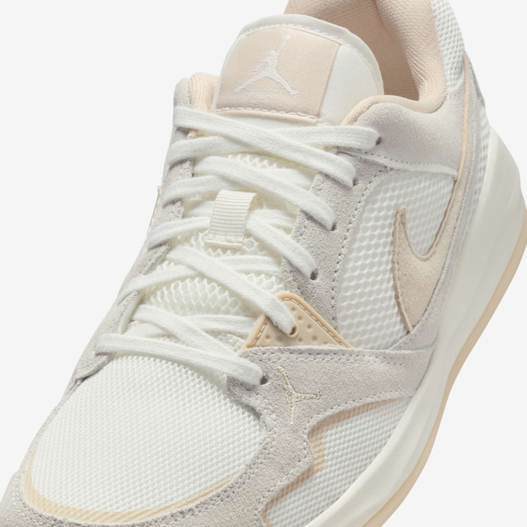 Tênis Jordan CMFT ERA Feminino - Foto 7