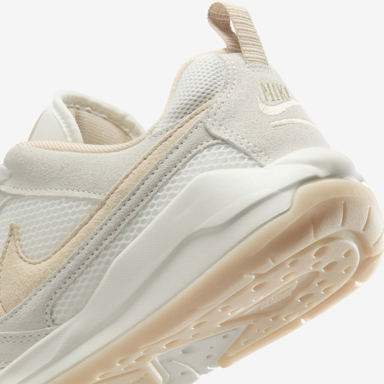 Tênis Jordan CMFT ERA Feminino - Foto 8