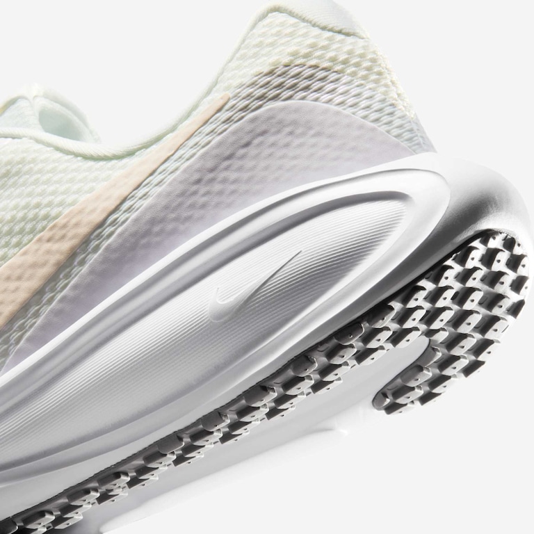 Tênis Nike Revolution 8 Feminino - Foto 8