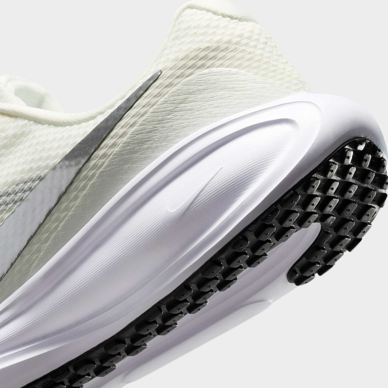 Tênis Nike Revolution 8 Feminino - Foto 8