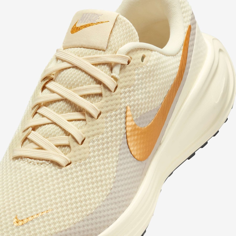 Tênis Nike Revolution 8 Feminino - Foto 7