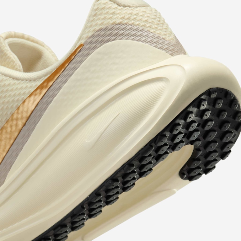 Tênis Nike Revolution 8 Feminino - Foto 8