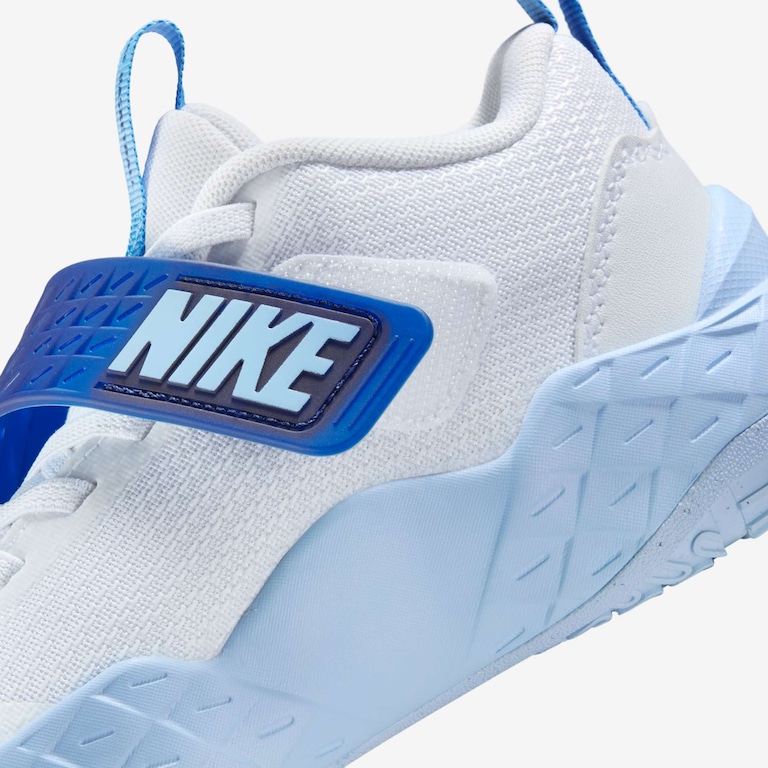 Tênis Nike Team Hustle D12 Infantil - Foto 9