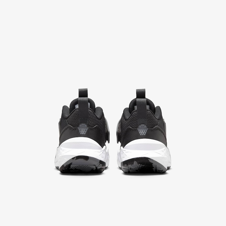 Tênis Nike Team Hustle D12 Infantil - Foto 6