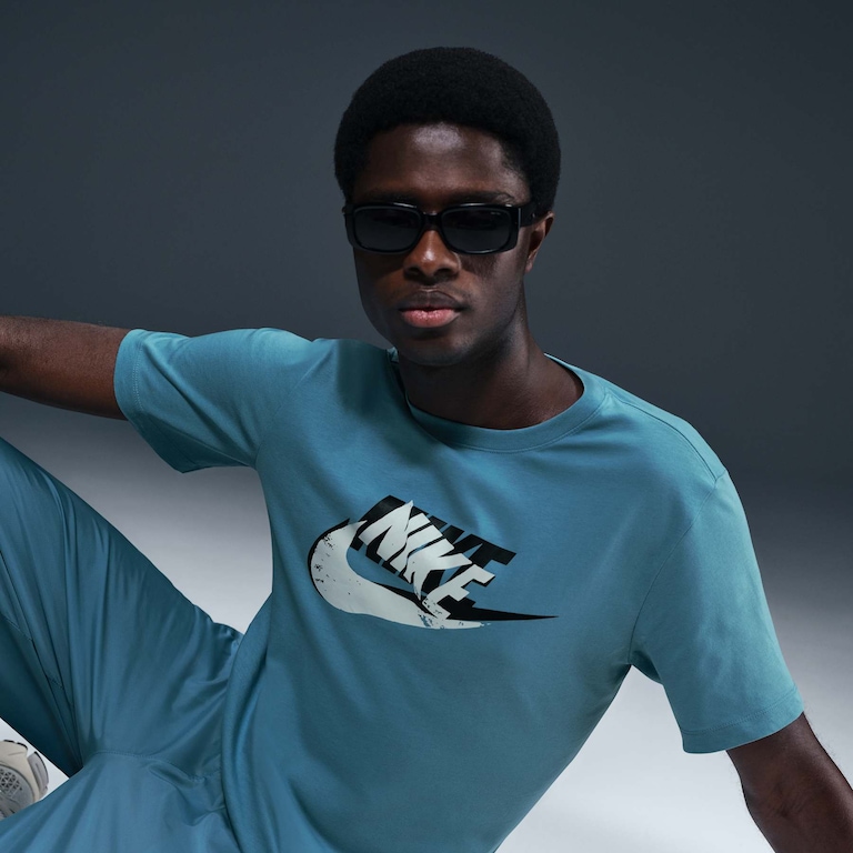 Camiseta Nike Sportswear 12MO Futura Masculina - Foto 3