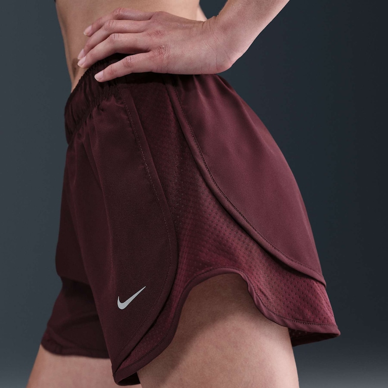 Shorts Nike Dri-Fit Tempo Feminino - Foto 3