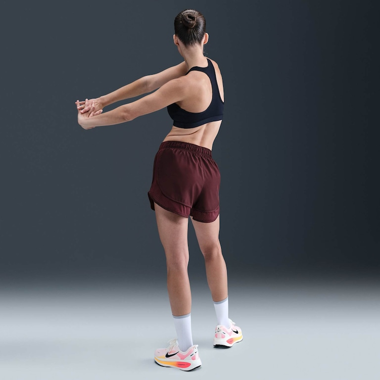 Shorts Nike Dri-Fit Tempo Feminino - Foto 4