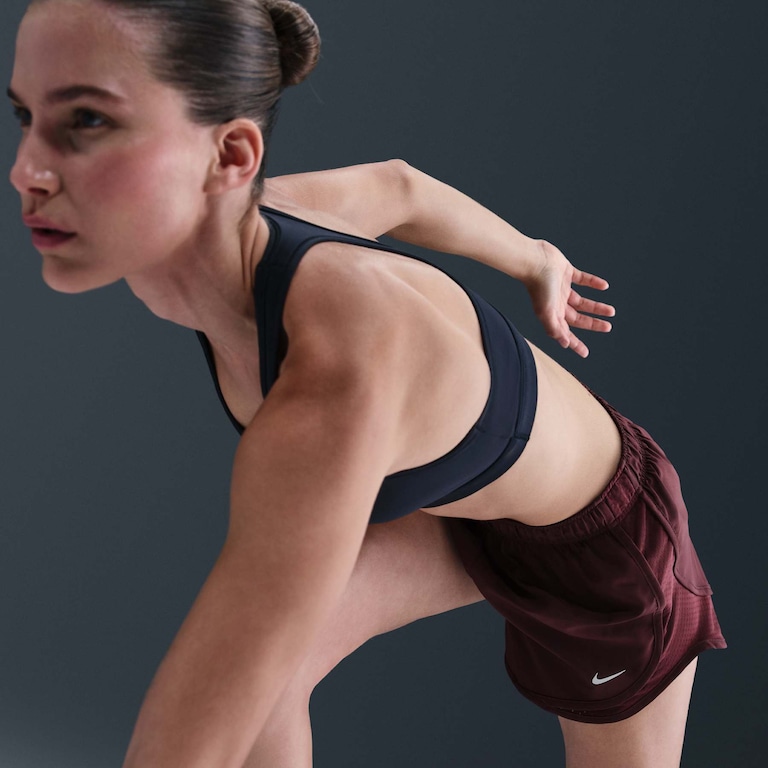 Shorts Nike Dri-Fit Tempo Feminino - Foto 5