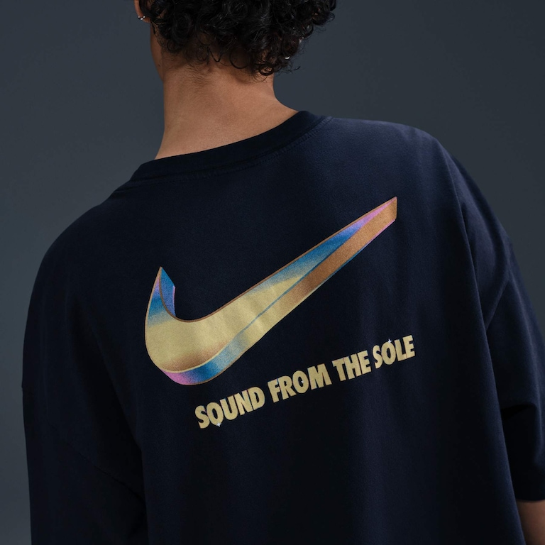 Camiseta Nike Sportswear Essential Feminina - Foto 2