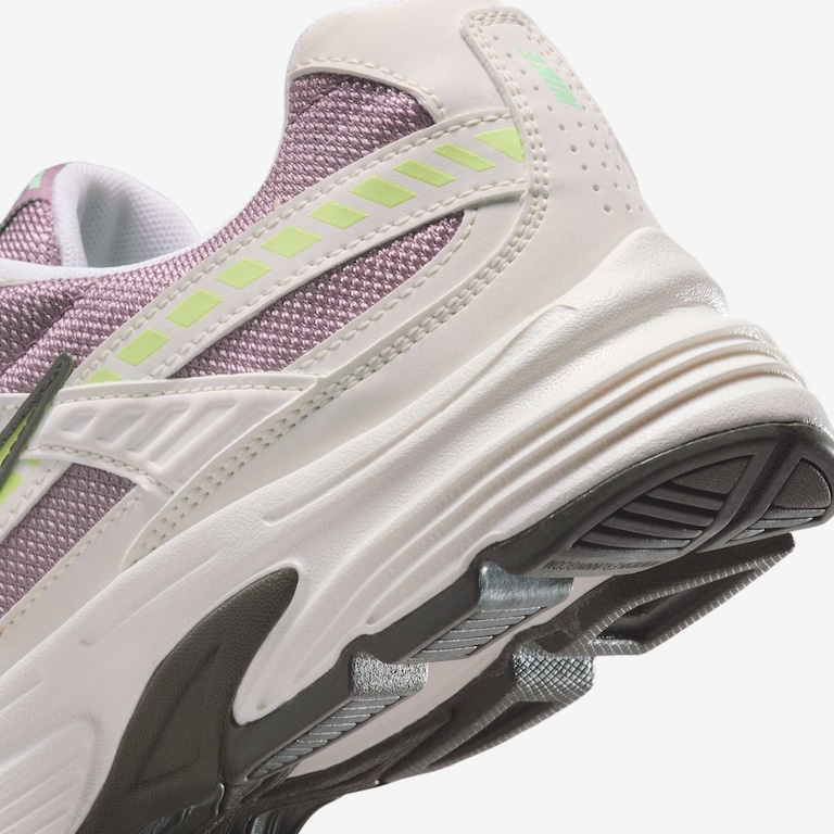 Tênis Nike Initiator Feminino - Foto 8