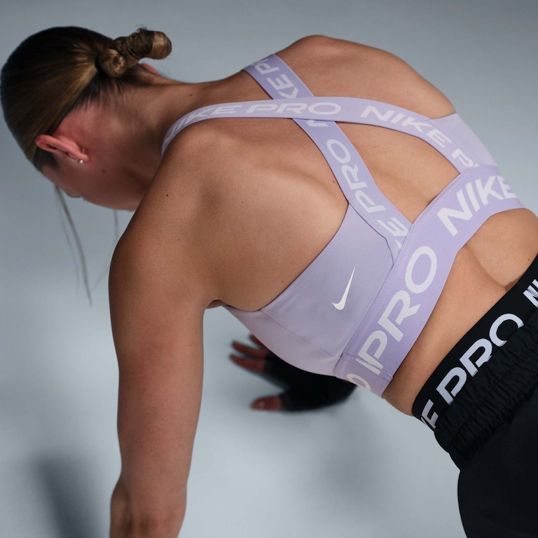 Top Nike Pro Swoosh Feminino - Foto 2