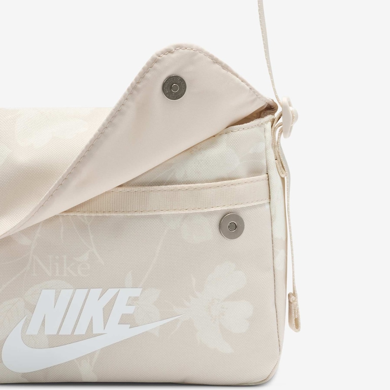 Bolsa Transversal Nike Sportswear Futura Feminina - Foto 5