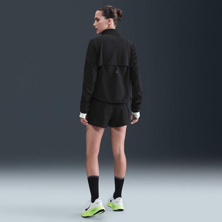 Shorts Nike One Swoosh Feminino - Foto 4