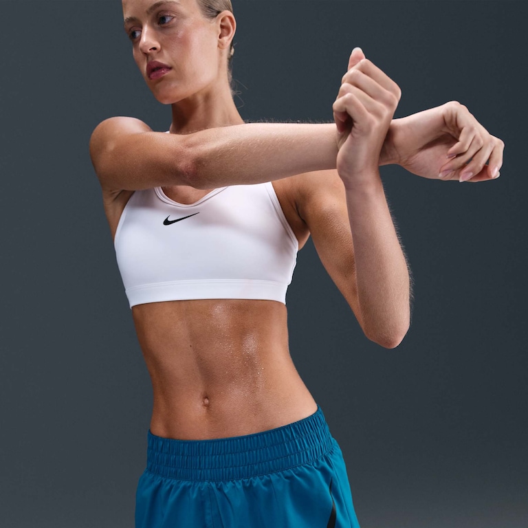 Shorts Nike One Swoosh Feminino - Foto 2