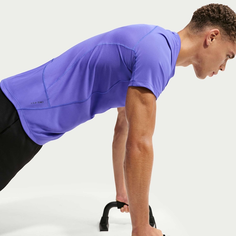 Camiseta Dri-FIT Nike Pro Masculina - Foto 3