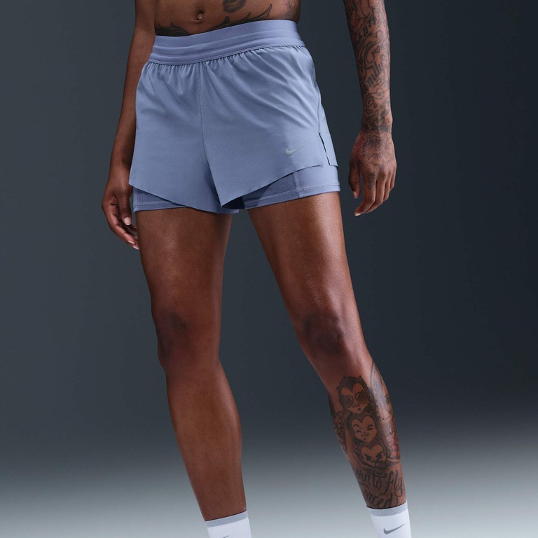 Shorts Nike Dri-FIT Swift Feminino - Foto 2