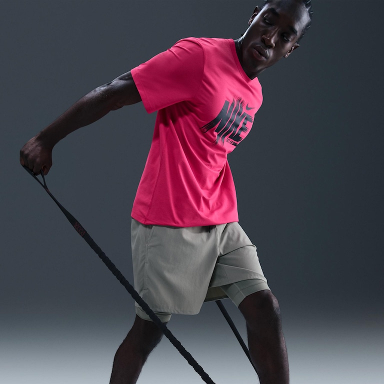 Camiseta Nike Hyverse GFX Masculina - Foto 3