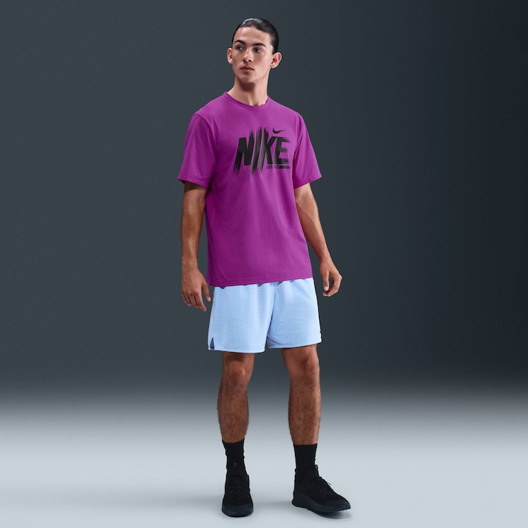 Camiseta Nike Hyverse GFX Masculina - Foto 4