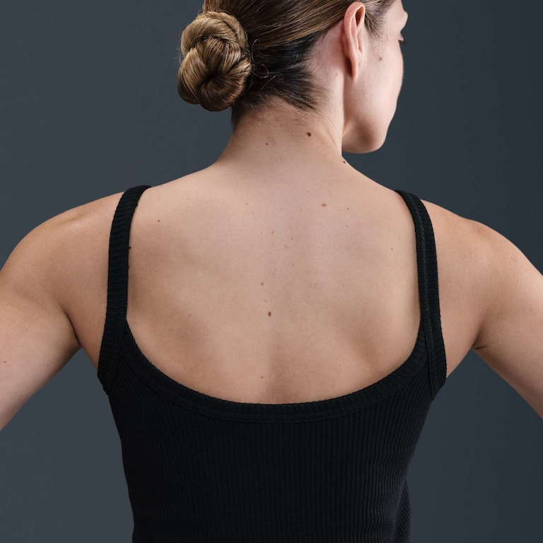 Regata Cropped Nike Sportswear Chill Feminina - Foto 2