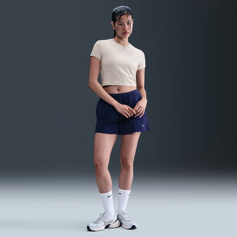 Camiseta Nike Sportswear Chill Knit Cropped Feminina - Foto 4