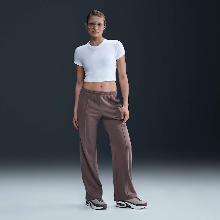 Camiseta Nike Sportswear Chill Knit Cropped Feminina - Foto 4