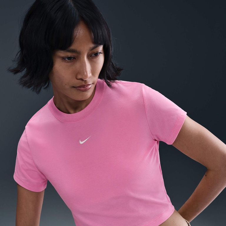 Camiseta Nike Sportswear Chill Knit Cropped Feminina - Foto 1