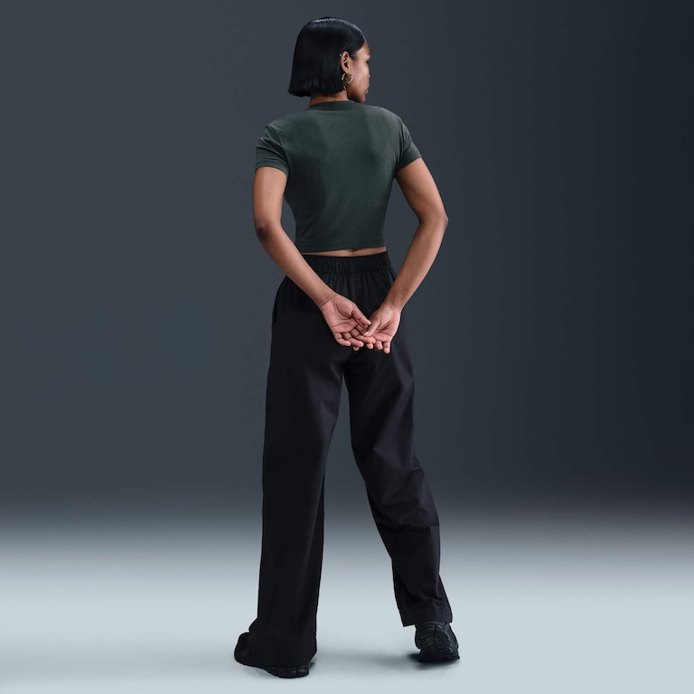 Camiseta Nike Sportswear Chill Knit Cropped Feminina - Foto 5