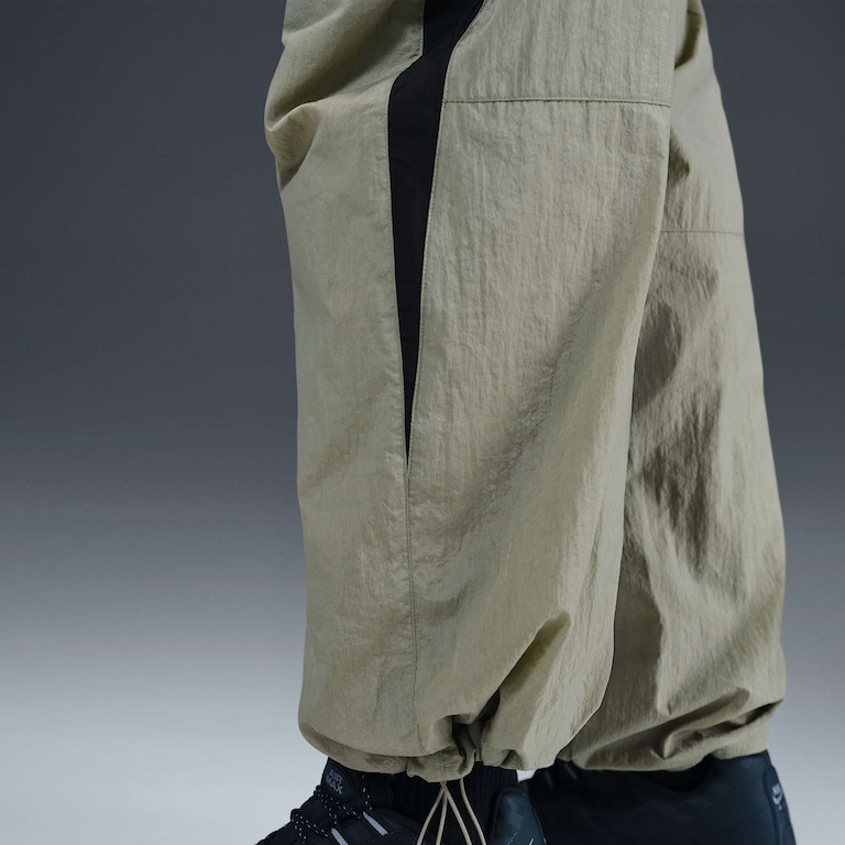 Calça Nike Air Woven Masculina - Foto 6