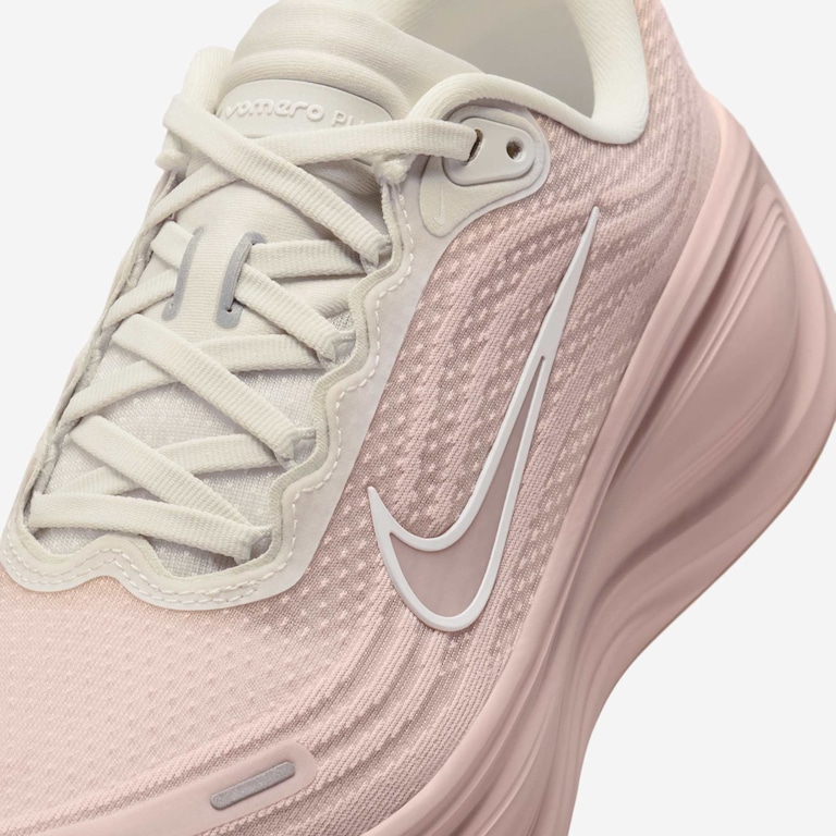 Tênis Nike Vomero Plus Feminino - Foto 7